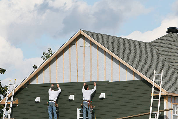 Professional Siding Contractor technician working in Newton, NJ